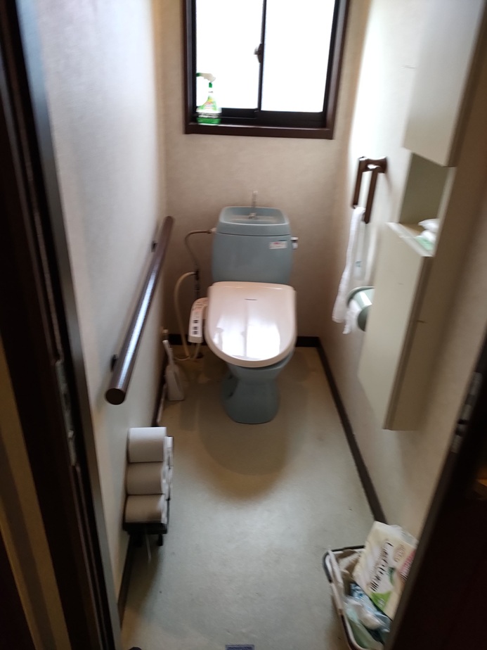 大阪府寝屋川市香里園で水まわりのリフォームと空気触媒セルフィールをオカモトホームサービスを施工しました。